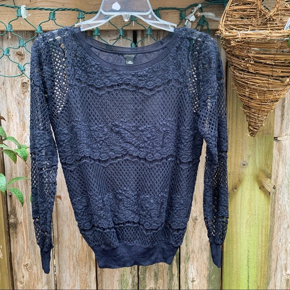 Ann Taylor knit, open net body, long sleeve navy blouse size XS - Picture 1 of 9